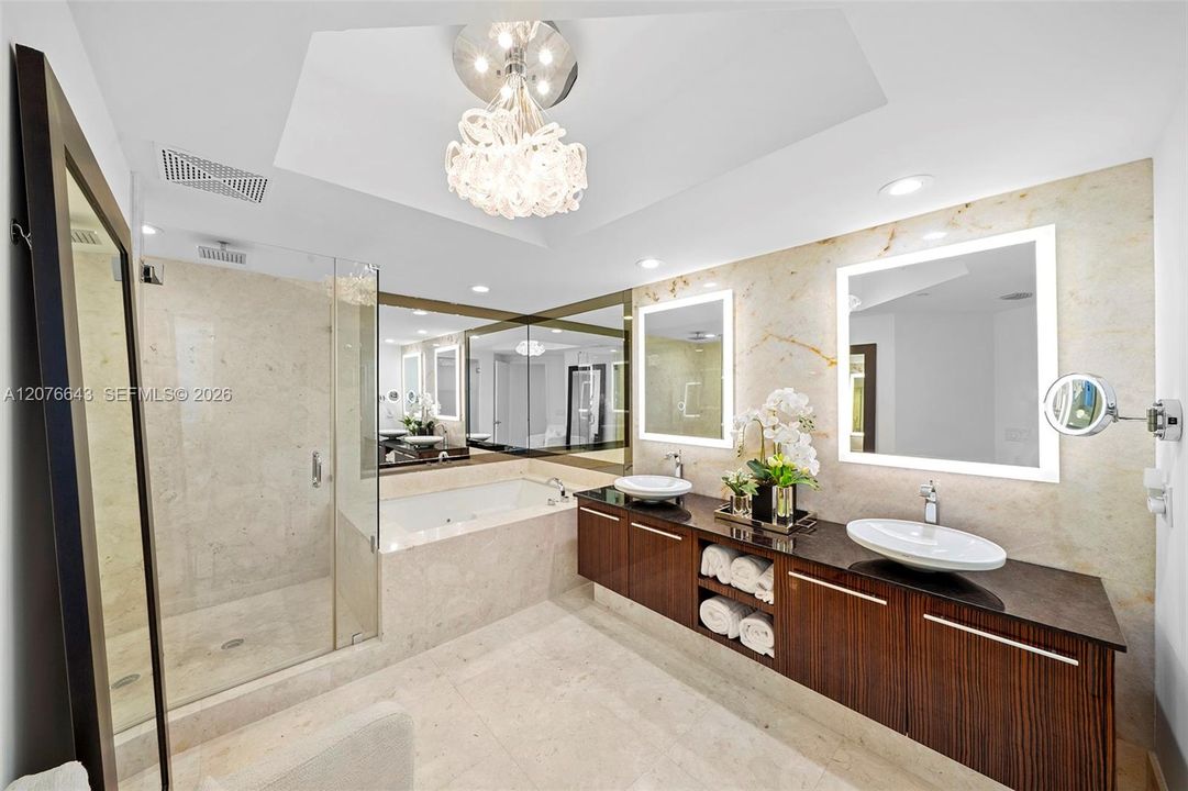 For Sale: $3,195,000 (3 beds, 3 baths, 3062 Square Feet)