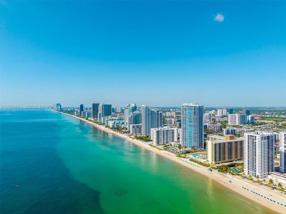 For Sale: $3,195,000 (3 beds, 3 baths, 3062 Square Feet)