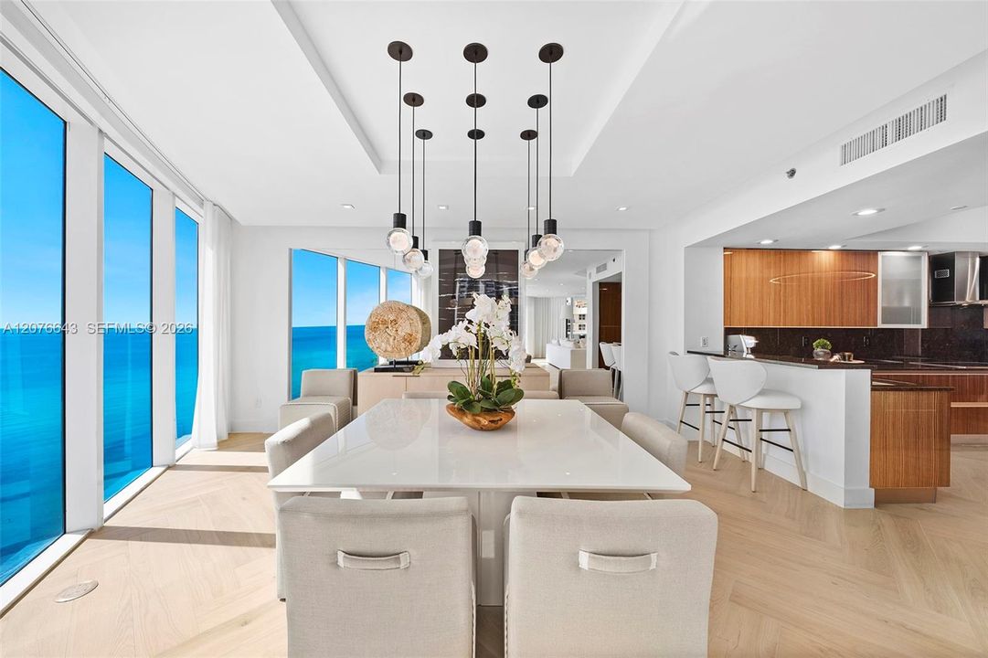 For Sale: $3,195,000 (3 beds, 3 baths, 3062 Square Feet)