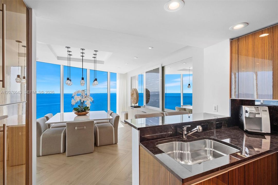 For Sale: $3,195,000 (3 beds, 3 baths, 3062 Square Feet)