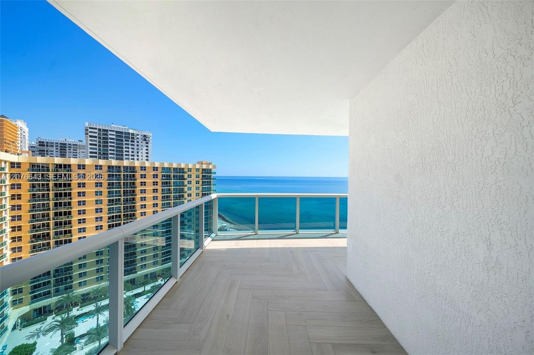 For Sale: $3,195,000 (3 beds, 3 baths, 3062 Square Feet)