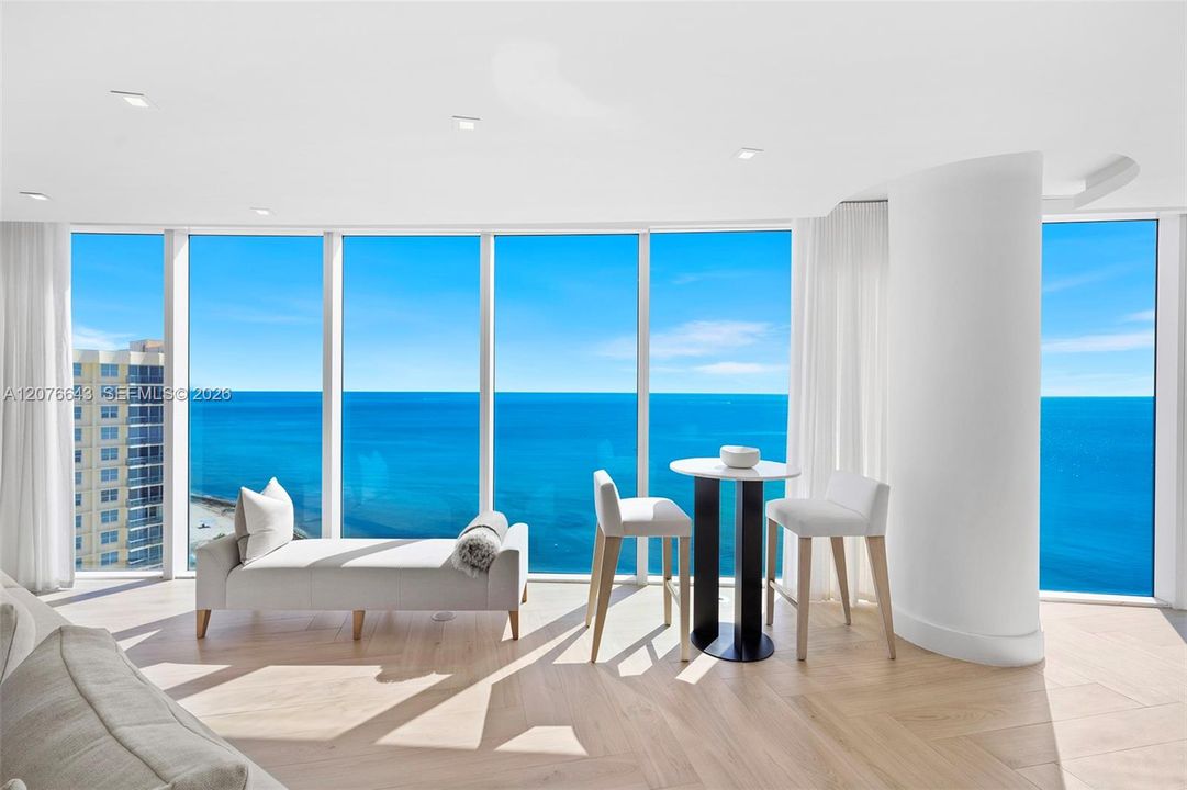 For Sale: $3,195,000 (3 beds, 3 baths, 3062 Square Feet)