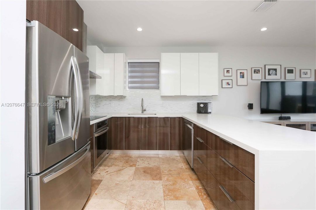 Open Kitchen