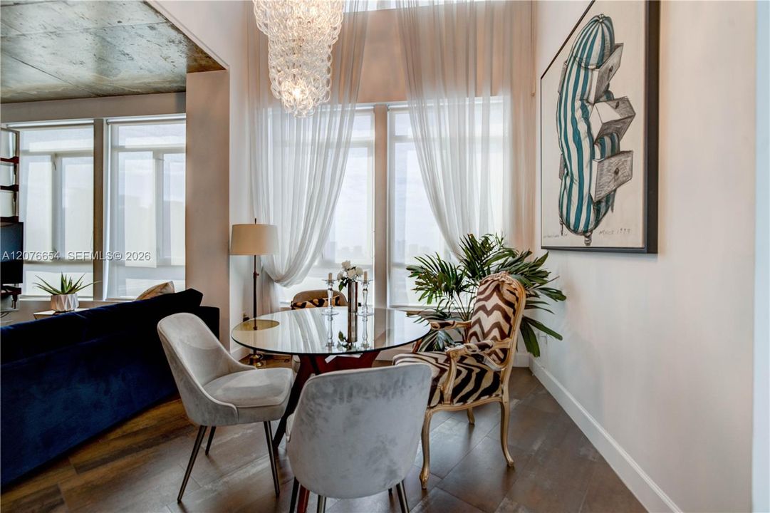 En Venta: $599,999 (3 camas, 2 baños, 1418 Pies cuadrados)