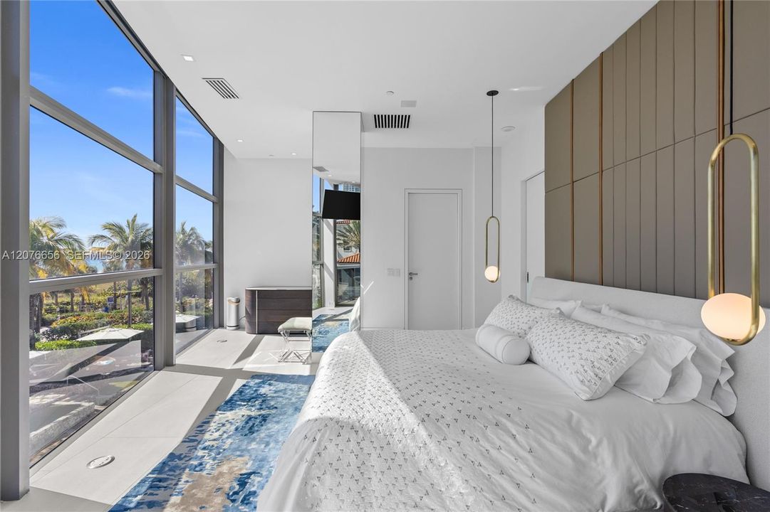 For Rent: $27,000 (2 beds, 2 baths, 2168 Square Feet)