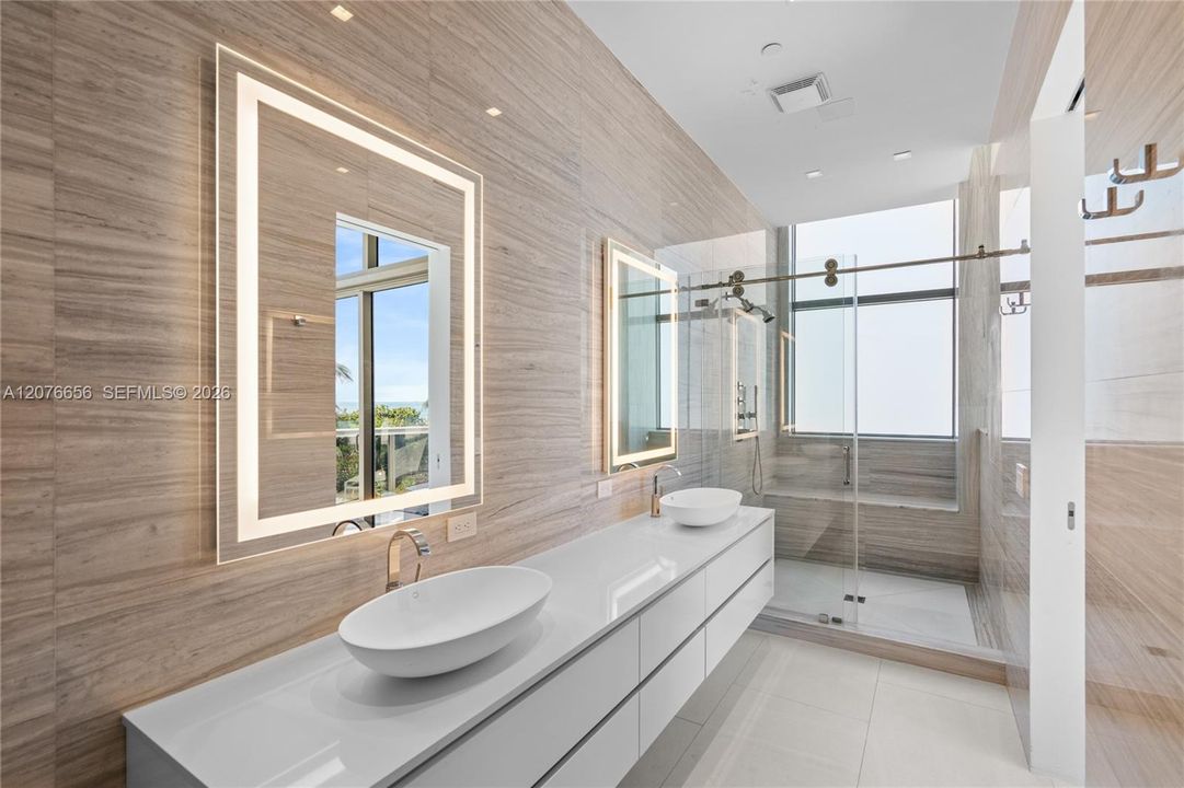For Rent: $27,000 (2 beds, 2 baths, 2168 Square Feet)