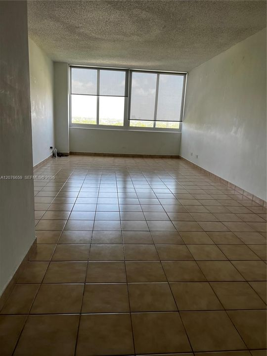 В аренду: $2,600 (2 спален, 2 ванн, 1020 Квадратных фут)