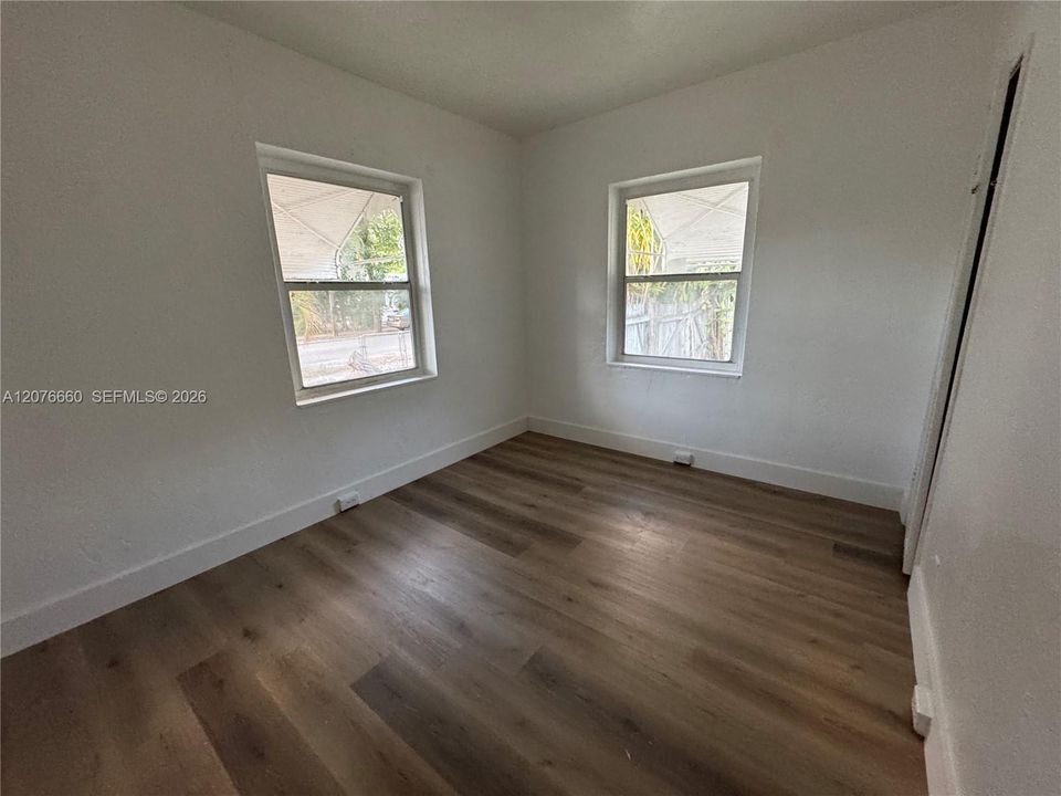 En Venta: $749,999 (3 camas, 2 baños, 971 Pies cuadrados)