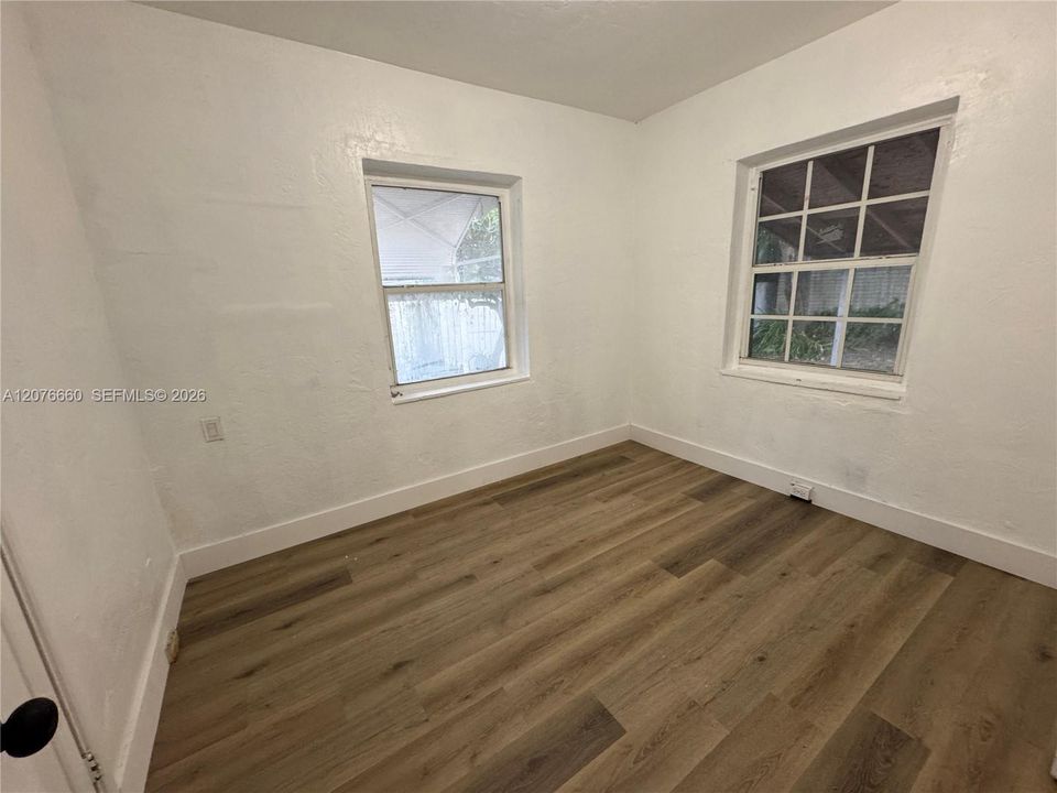 En Venta: $749,999 (3 camas, 2 baños, 971 Pies cuadrados)