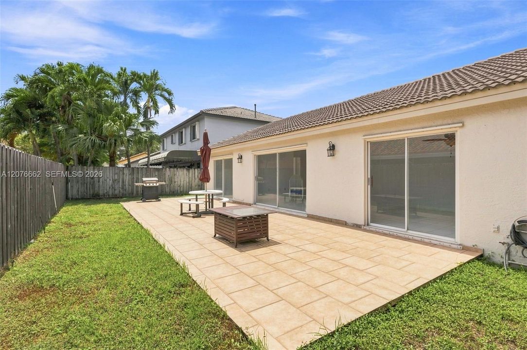 For Sale: $679,000 (3 beds, 2 baths, 1628 Square Feet)