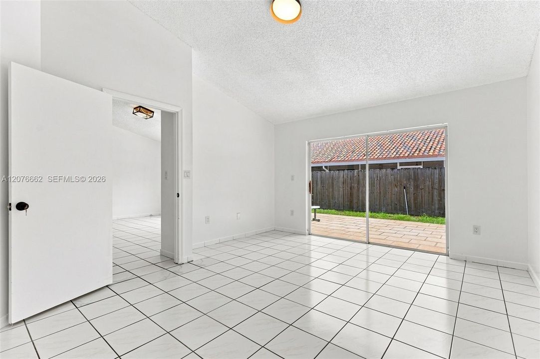 For Sale: $679,000 (3 beds, 2 baths, 1628 Square Feet)