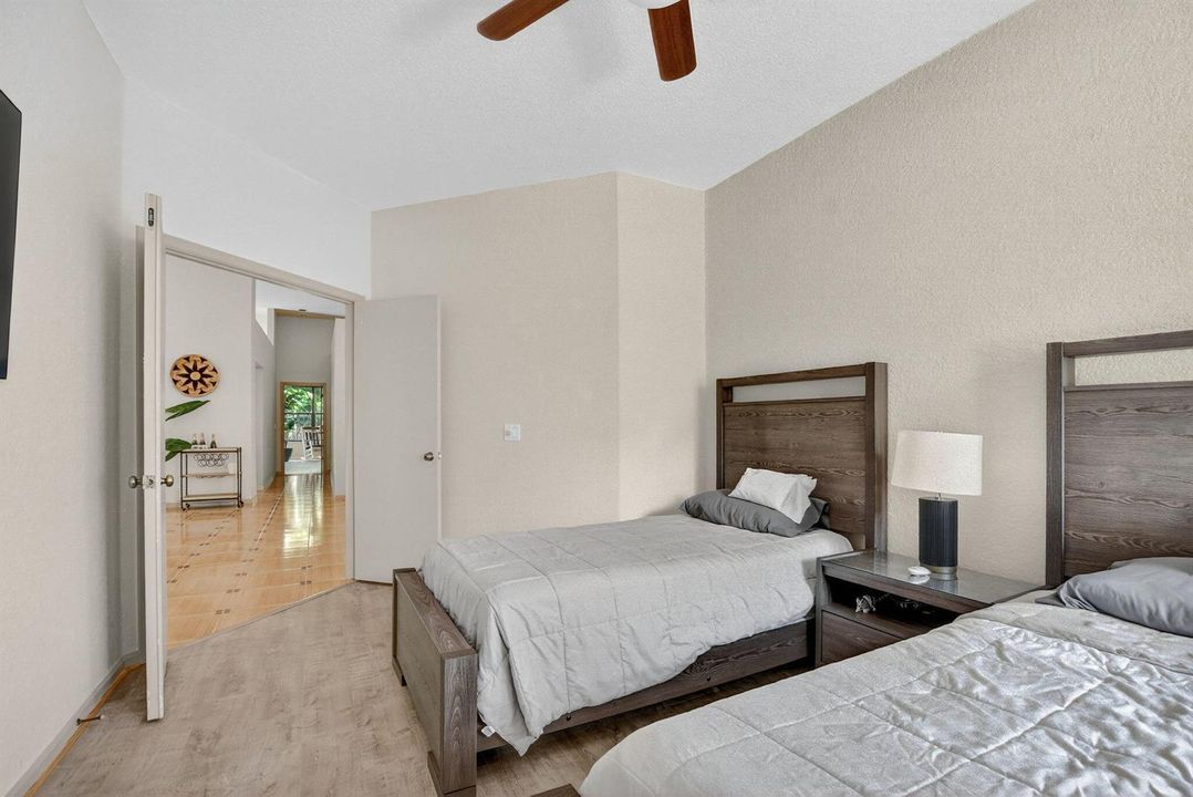 Guest bedroom