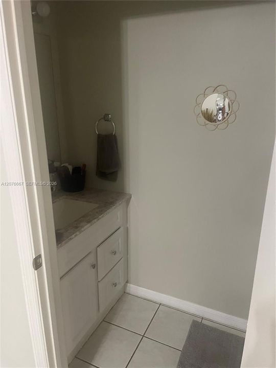 For Sale: $437,000 (2 beds, 2 baths, 1261 Square Feet)