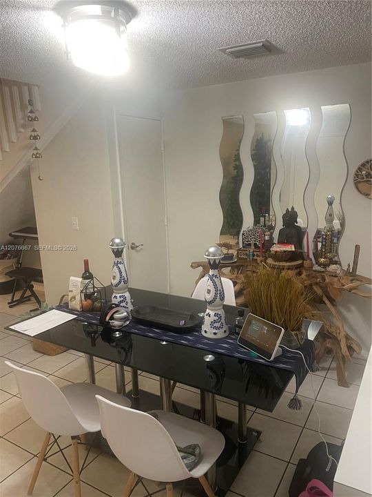 For Sale: $437,000 (2 beds, 2 baths, 1261 Square Feet)
