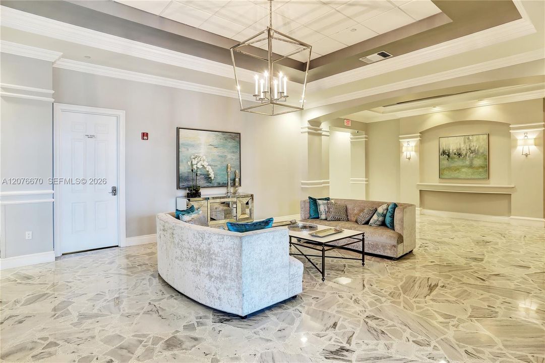 For Rent: $3,000 (1 beds, 1 baths, 835 Square Feet)