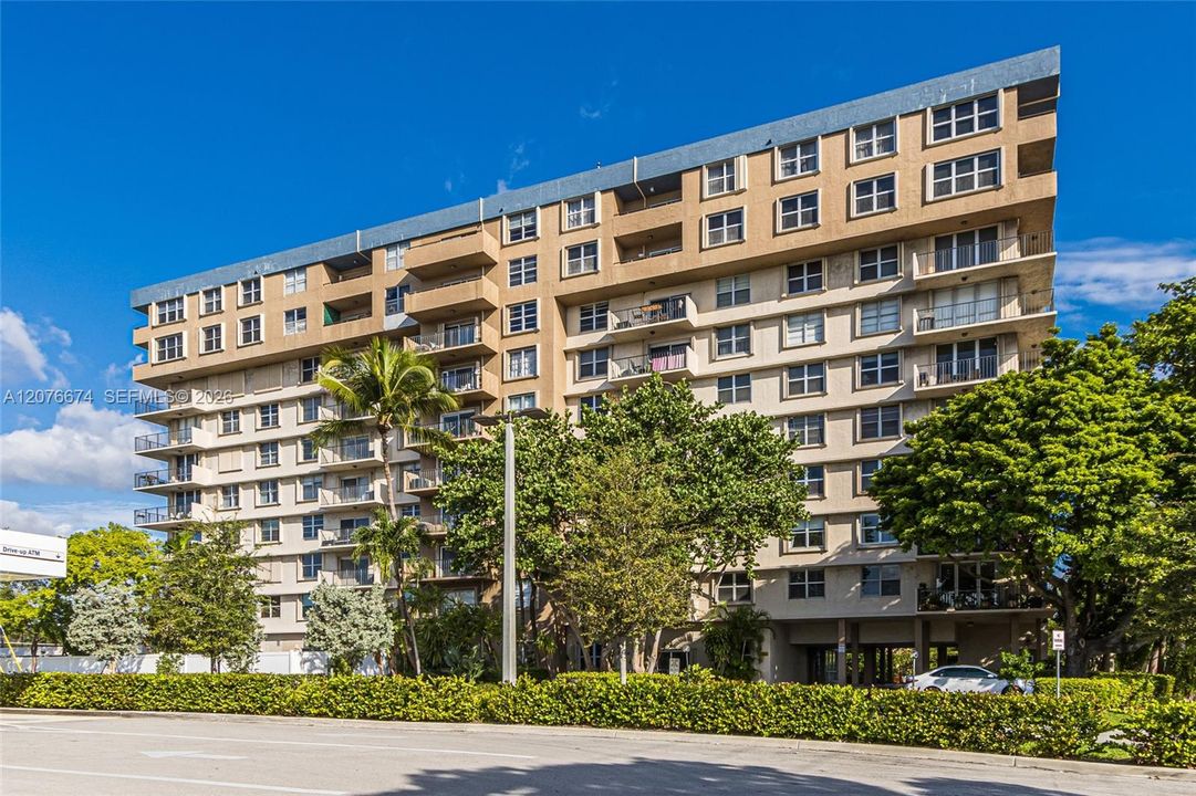 En Venta: $325,000 (2 camas, 2 baños, 1110 Pies cuadrados)
