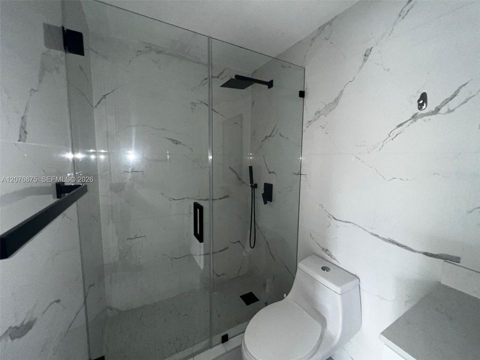 For Rent: $2,500 (3 beds, 2 baths, 1160 Square Feet)