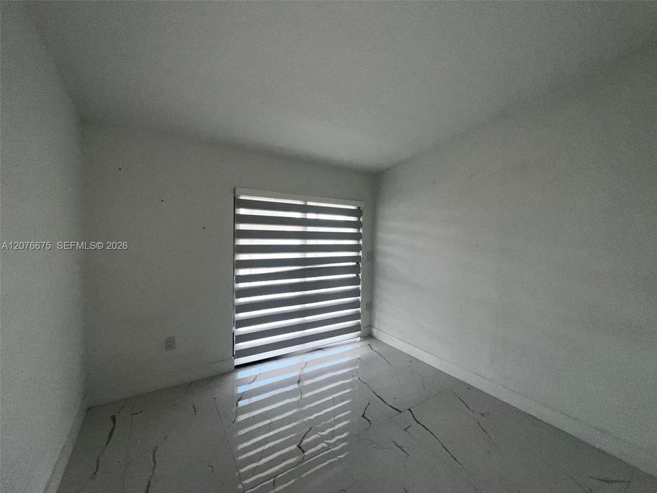 For Rent: $2,500 (3 beds, 2 baths, 1160 Square Feet)