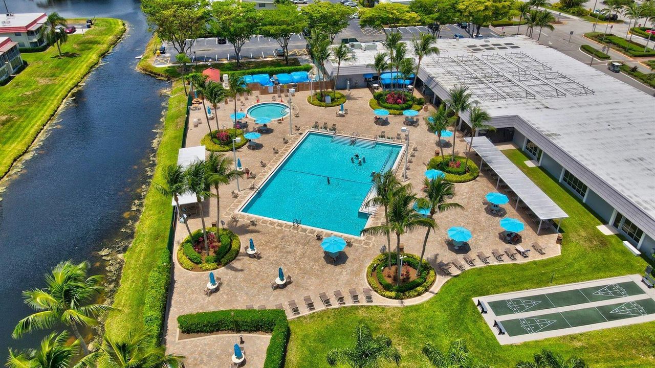 42-web-or-mls-Kings Point (7)