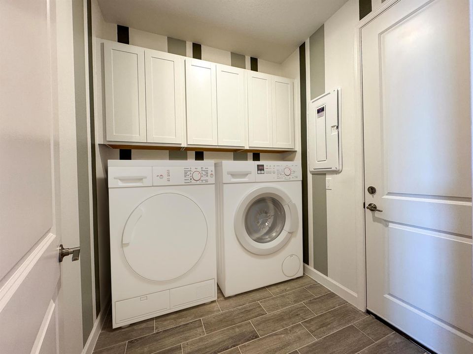 PBH_Seagrove_Pic_Hartford_Laundry_F1