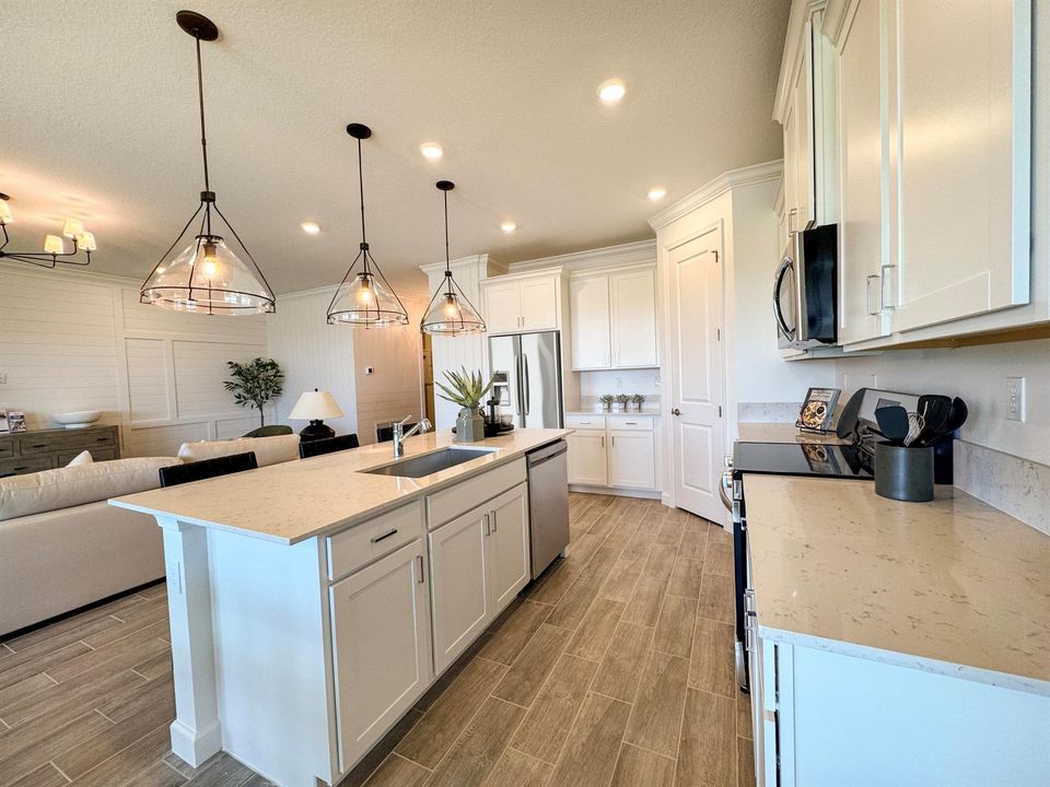 PBH_Seagrove_Pic_Hartford_Kitchen_2of2_F