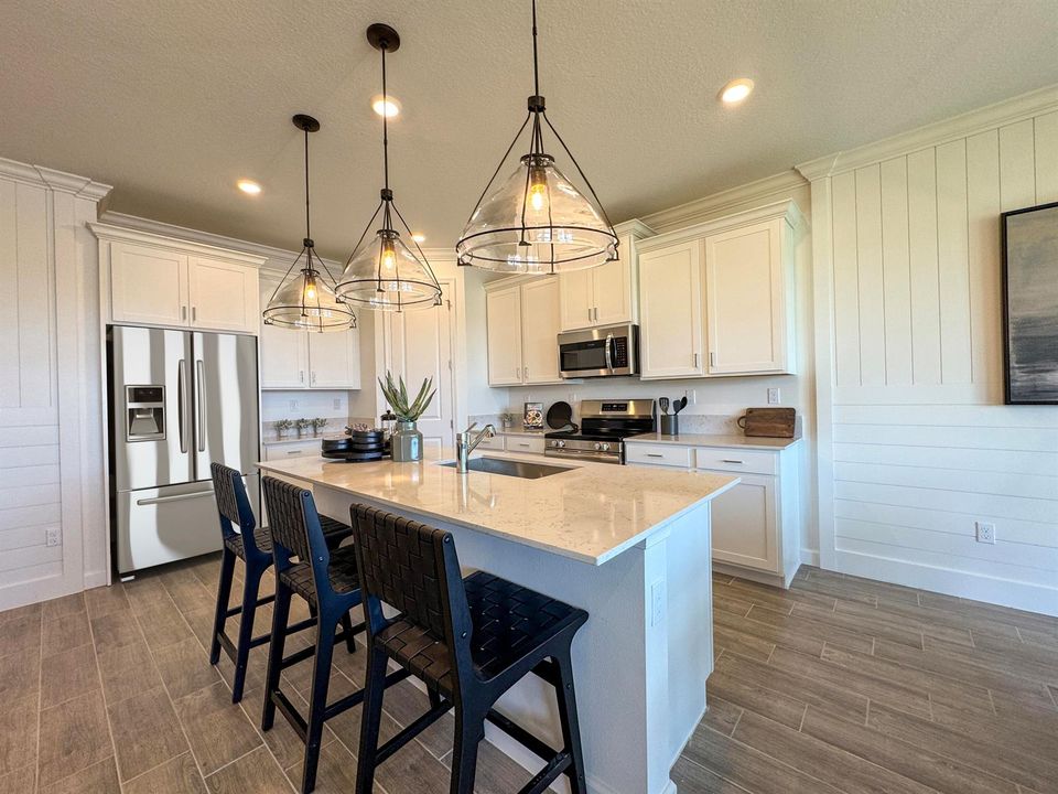 PBH_Seagrove_Pic_Hartford_Kitchen_1of2_F