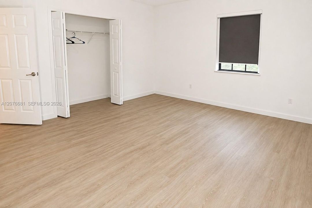 En Renta: $2,590 (3 camas, 2 baños, 1565 Pies cuadrados)