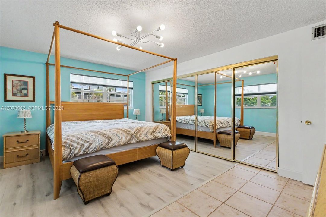 For Rent: $1,490 (1 beds, 1 baths, 806 Square Feet)