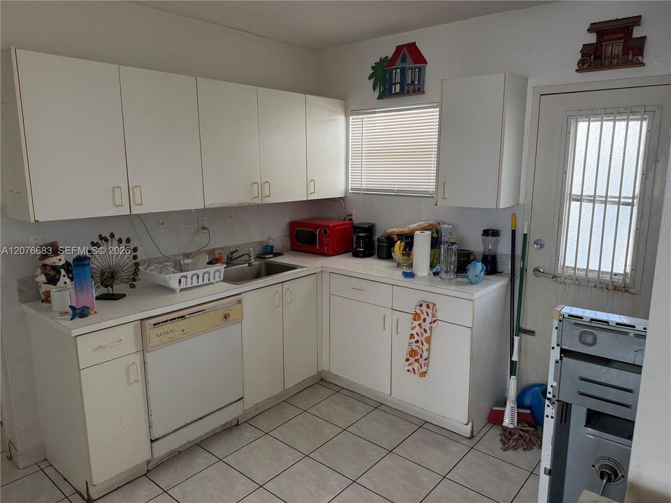 En Venta: $259,000 (1 camas, 1 baños, 730 Pies cuadrados)