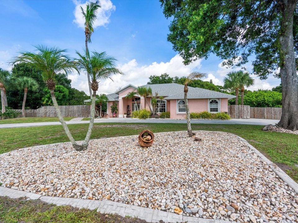En Venta: $449,900 (3 camas, 2 baños, 1868 Pies cuadrados)