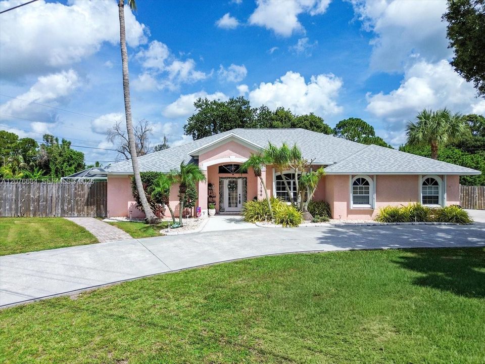 En Venta: $449,900 (3 camas, 2 baños, 1868 Pies cuadrados)