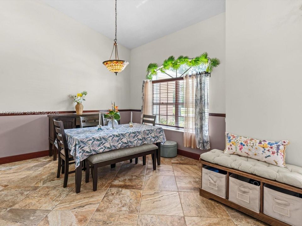 En Venta: $449,900 (3 camas, 2 baños, 1868 Pies cuadrados)
