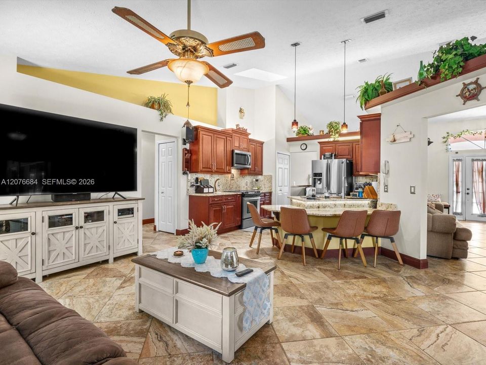 En Venta: $449,900 (3 camas, 2 baños, 1868 Pies cuadrados)