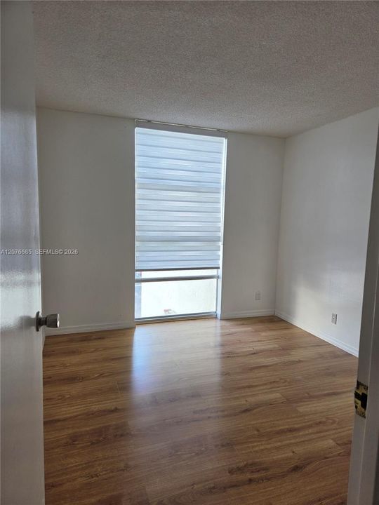 For Rent: $2,250 (2 beds, 1 baths, 1020 Square Feet)
