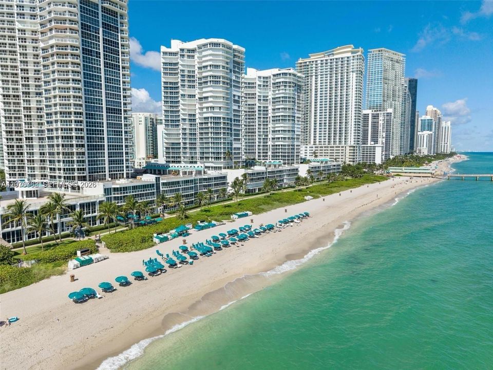 For Rent: $10,000 (2 beds, 2 baths, 2020 Square Feet)