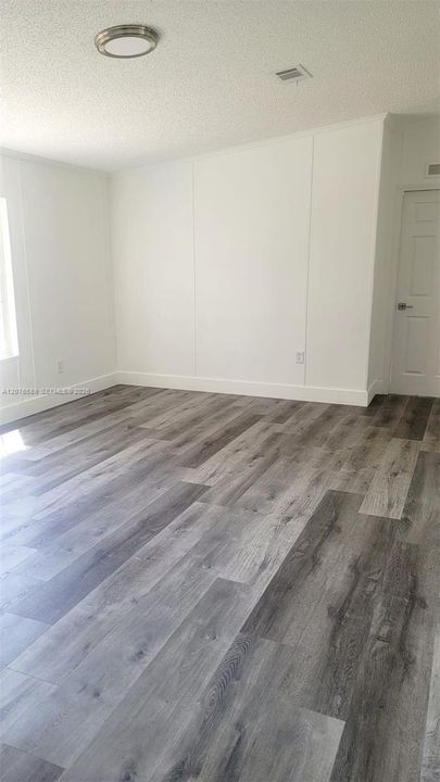 出租: $2,150 (3 贝兹, 2 浴室, 1456 平方英尺)