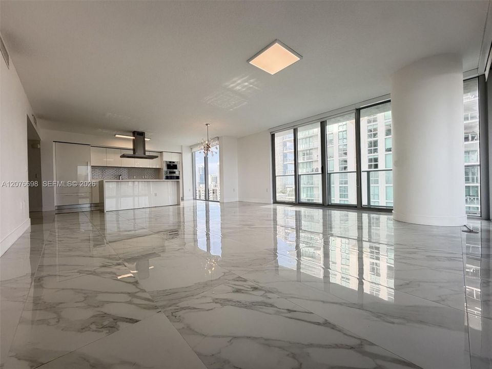 En Venta: $1,549,000 (3 camas, 3 baños, 1892 Pies cuadrados)