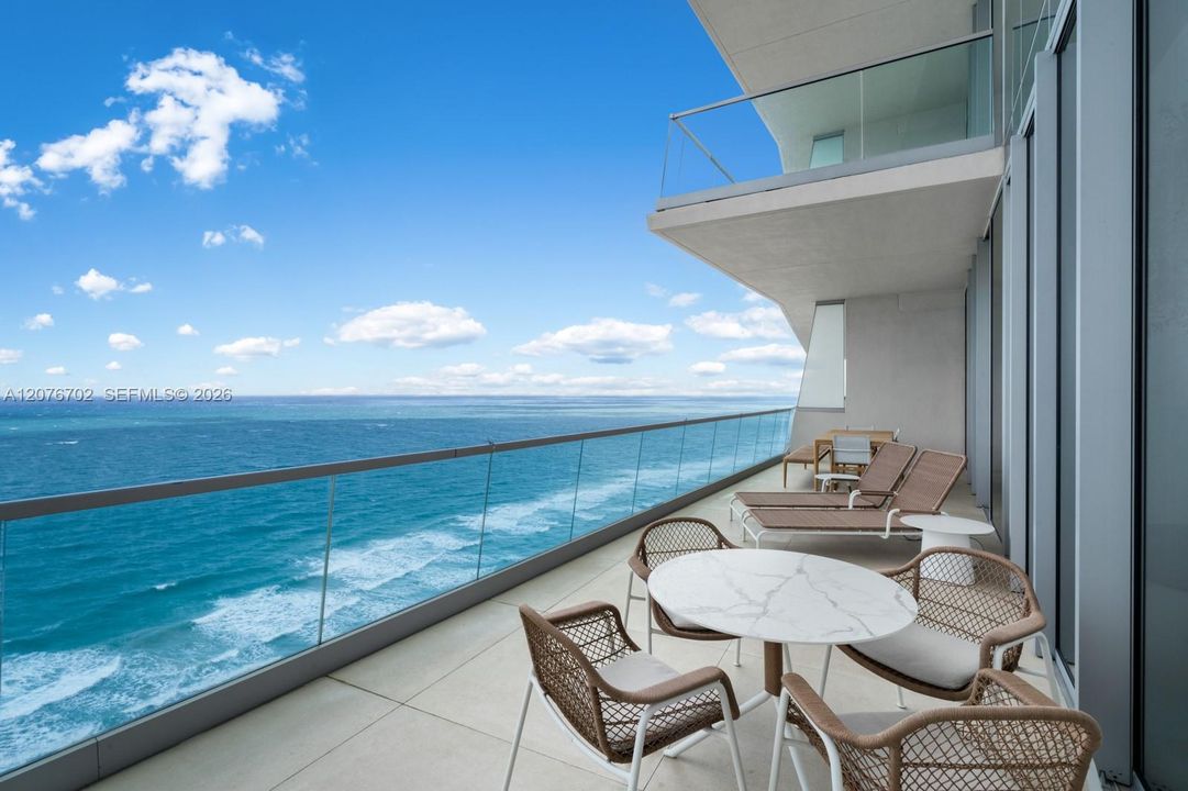 For Sale: $22,500,000 (5 beds, 7 baths, 6695 Square Feet)