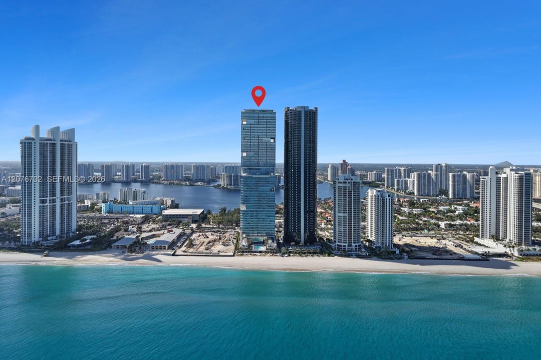 For Sale: $22,500,000 (5 beds, 7 baths, 6695 Square Feet)