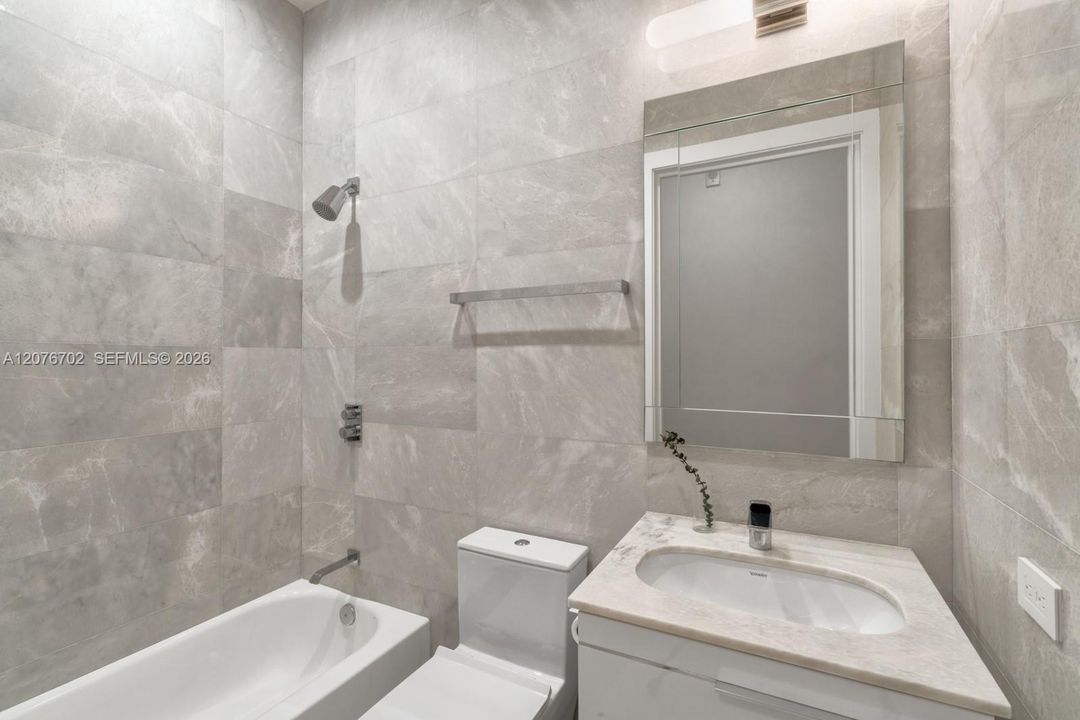 For Sale: $22,500,000 (5 beds, 7 baths, 6695 Square Feet)