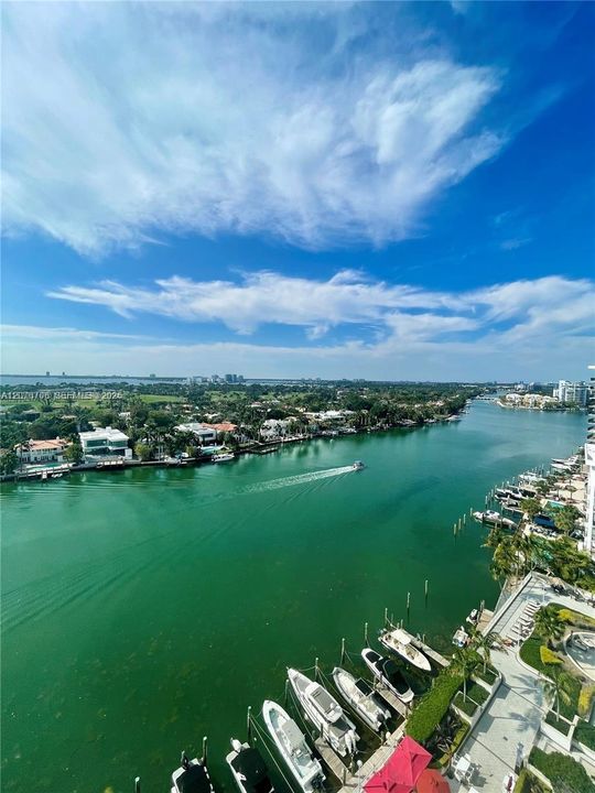 En Venta: $775,000 (2 camas, 2 baños, 1190 Pies cuadrados)