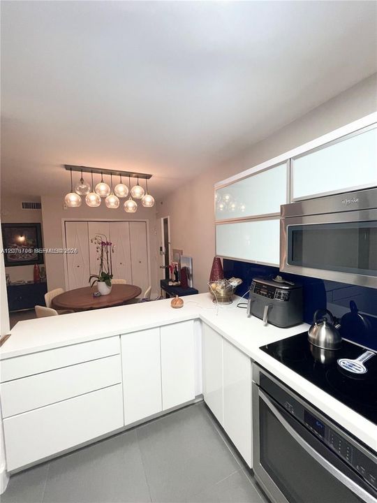 En Venta: $775,000 (2 camas, 2 baños, 1190 Pies cuadrados)