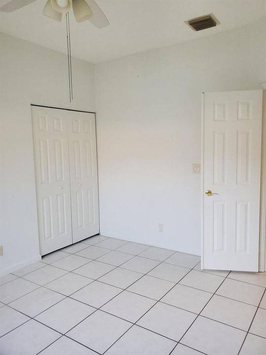 Bedroom2-1
