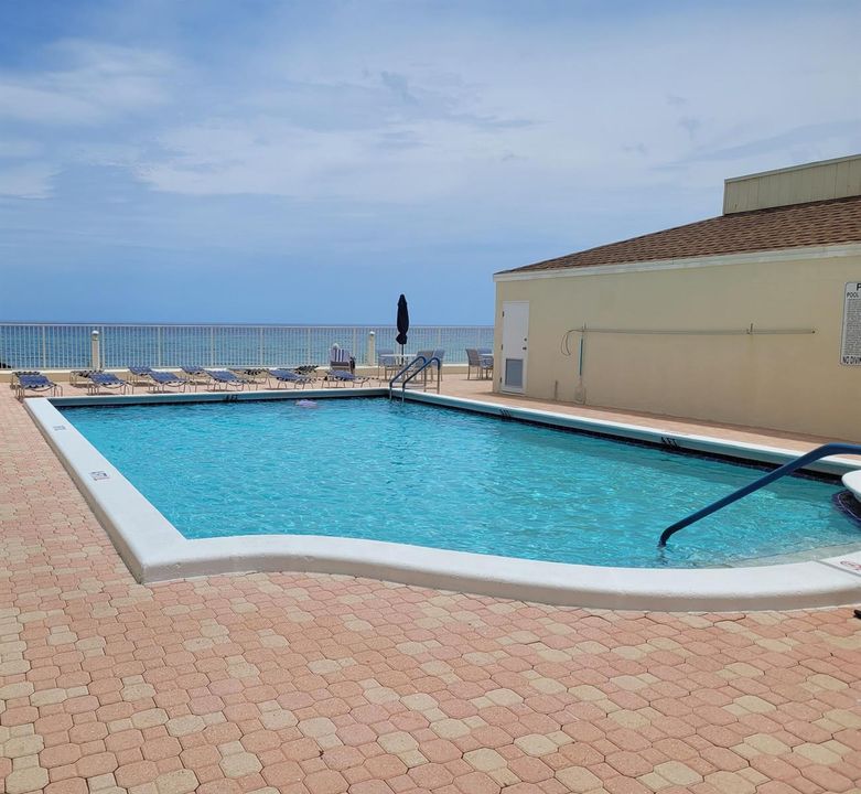 Pool 2