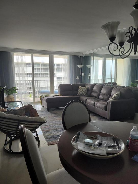 Livingroom 2