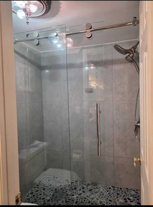 Newly renovated Master walk-In shower