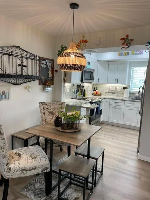 kitchen dining