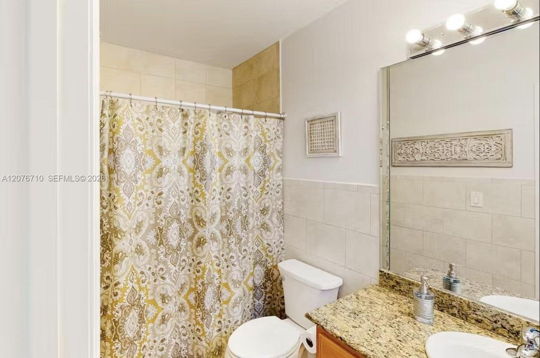 En Renta: $3,700 (4 camas, 2 baños, 1380 Pies cuadrados)
