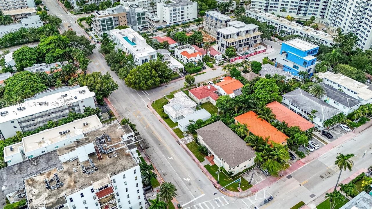 En Venta: $4,900,000 (5 camas, 3 baños, 2743 Pies cuadrados)