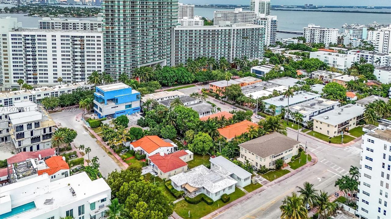 En Venta: $4,900,000 (5 camas, 3 baños, 2743 Pies cuadrados)